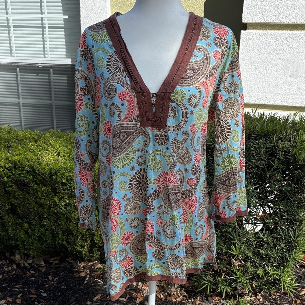 Mudpie Paisley V-Neck Women's Top - Multicolor